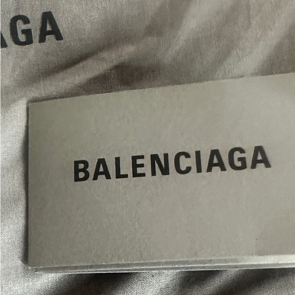 Balenciaga Bright Green Embossed Clutch - Picture 11 of 11